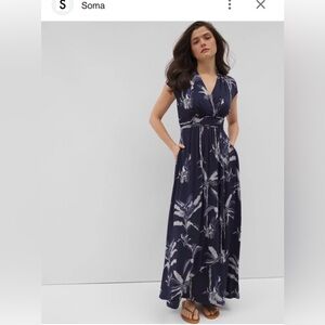 SOMA Serenity Navy and White Floral Maxi Dress Size Medium NWT
